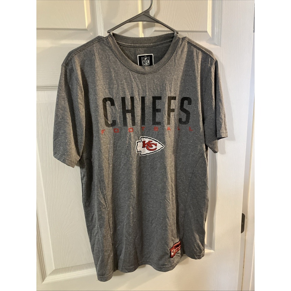 Kansas City Chiefs NFL Team Apparel Medium Graphic T-Shirt